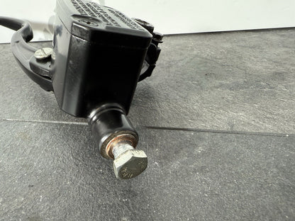 ae4c2fde-b353-482c-87b3-bed1401ba043