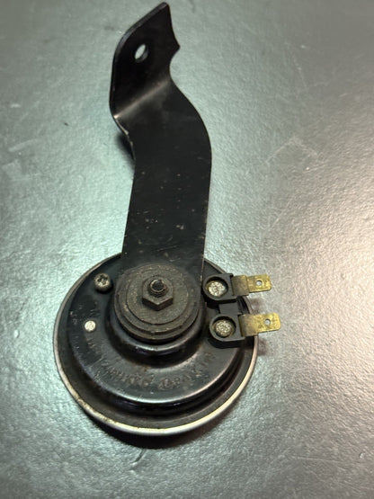 b9d6597d-d0f9-4da5-85f7-3c4b5a3636ad