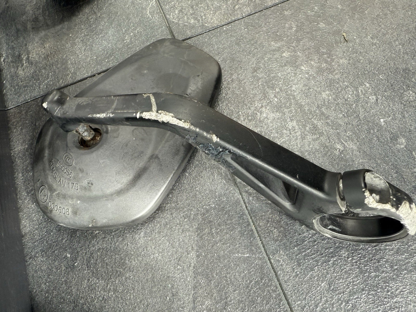 02bd13a6-19a5-4d95-867f-cc75708fcf0b