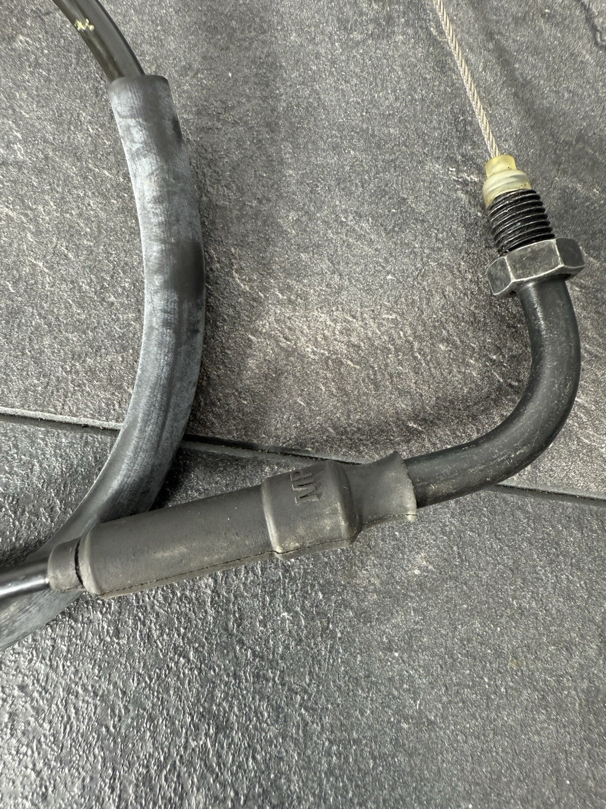 072852ea-3a35-415b-ad6b-0040323fbedb