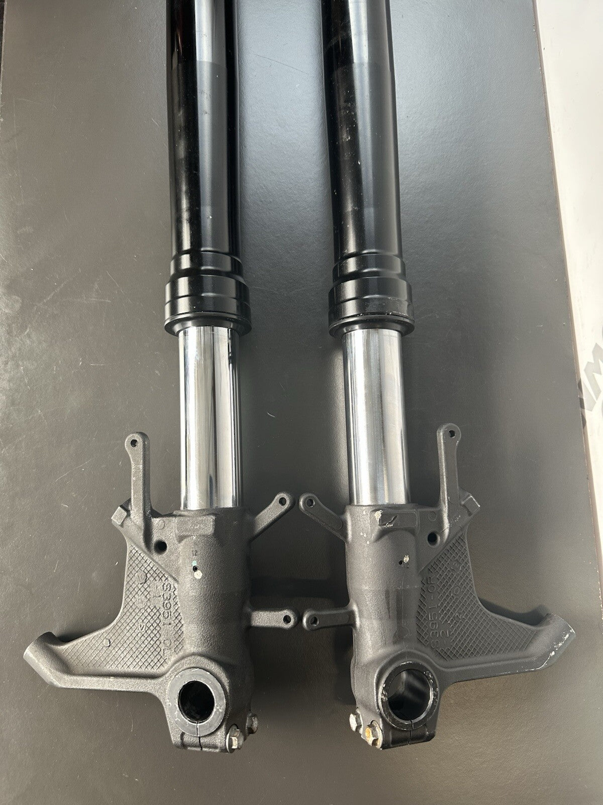 SUZUKI GSXR 600 750 FRONT FORKS L1-L2-L3-L4-L5-L6-L7 2011-2017 STRAIGHT - MARKED