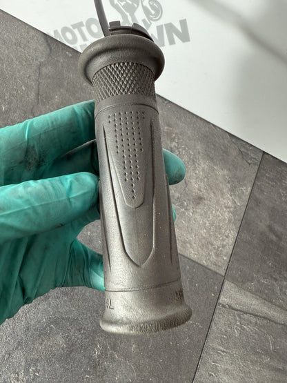 Triumph Street Triple 765 RS 2021 Triumph Heated Grips  21650 Mile 2020-2022 OEM