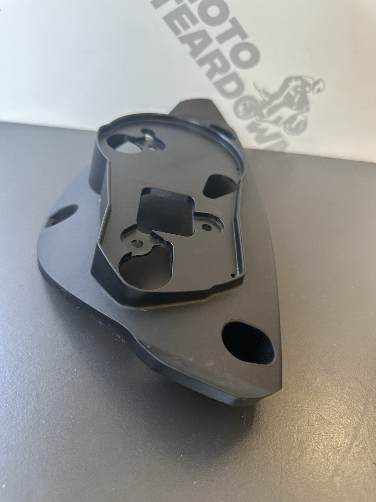 Triumph Street Triple 675 Clock Speedo DASHBOARD MOUNT T2307582 2007-11 OEM 675R