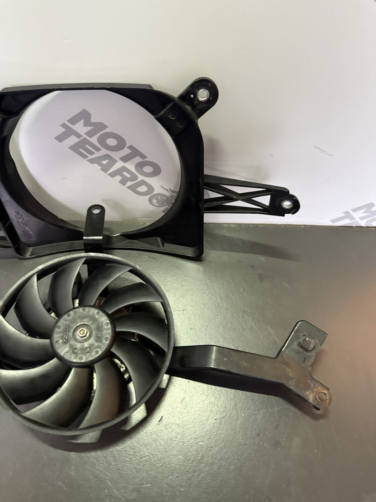 921941c5-d3d0-41fb-90f9-132d73134d40