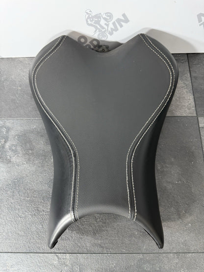 Triumph Street Triple 765 RS 2021 Front Riders Seat 21650 Miles 2020-2022 OEM