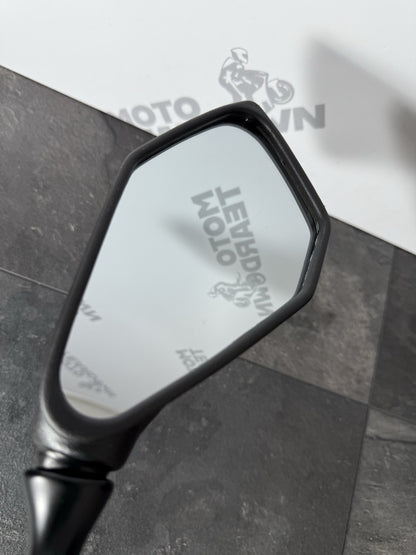 b4644f16-adcc-40ea-8b66-ec25e498b7e4