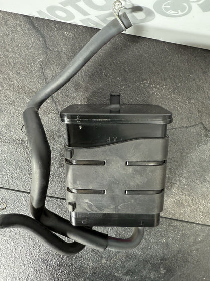 ae8ad1bb-ff79-4c34-8e82-fd2aed00af84