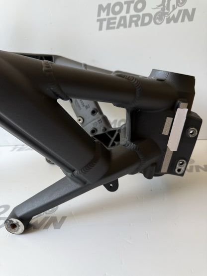 Triumph Street Triple 675R Frame Chassis 675R Chassis CAT N OEM READ DESCRIPTION
