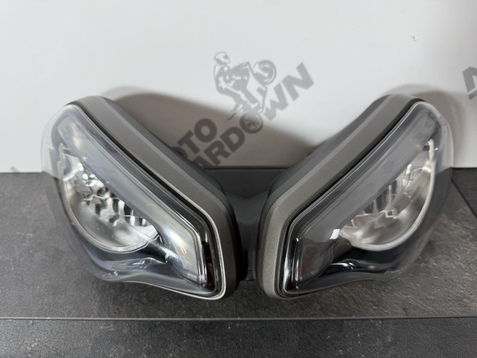 Triumph Street Triple 765 RS 2021 Headlights Lights DRL 21650 Mile 2020-2022 OEM