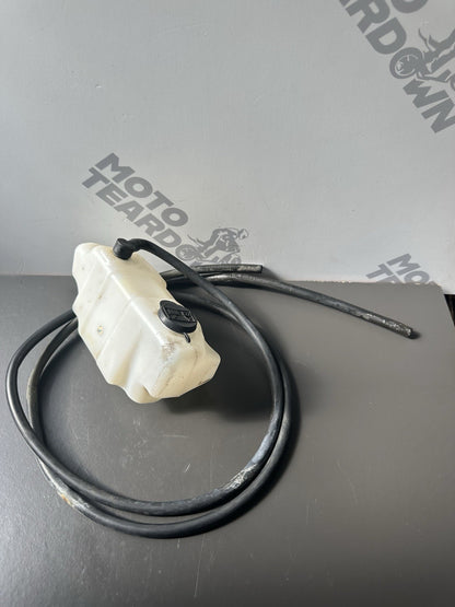 TRIUMPH STREET TRIPLE 675 675R COOLANT BOTTLE Radiator Coolant Bottle T2102200