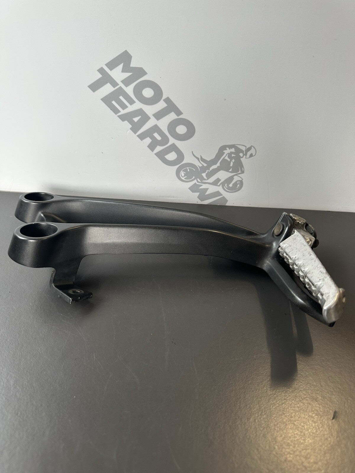 Yamaha MT-07 right pillion footrest Yamaha MT07 Right Pillion Foot Rest 2014-17
