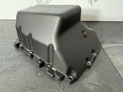 Triumph Street Triple 765 R 2017 Oil Sump Engine Sump & Bolts 18498m 2018-2021