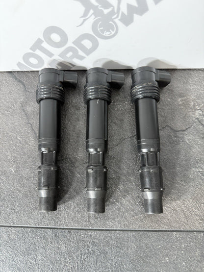 Triumph Street Triple 765 R 2017 Ignition Coils 18498 Miles 2018-2021 RS OEM