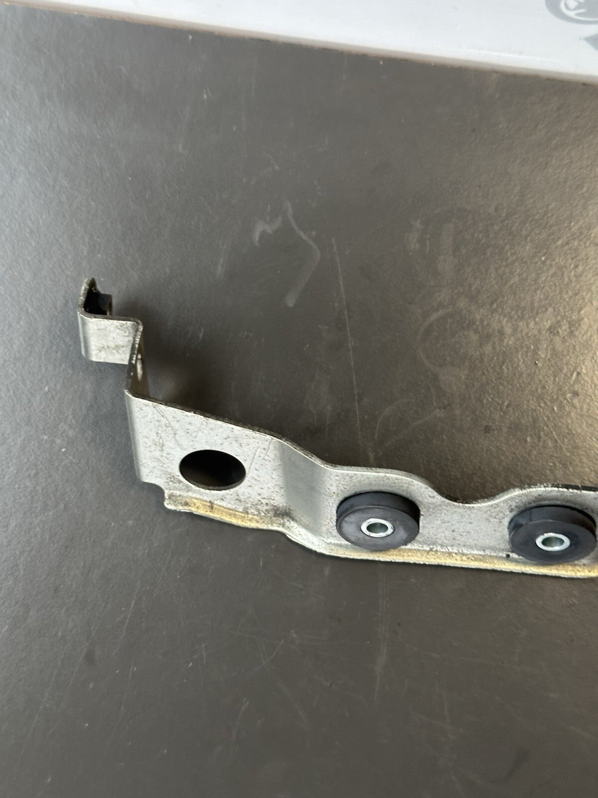 Yamaha MT07 Petrol Tank Bracket Fuel Tank Bracket 2014-2017 Tank Bracket OEM