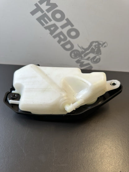 KTM RC 125 expension coolant bottle KTM 125 DUKE Radiator Coolant Bottle 2024-