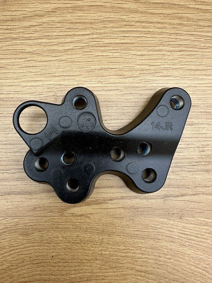 Suzuki GSXR 600 750 Front right riders foot hanger mounting bracket 2011 - 2017