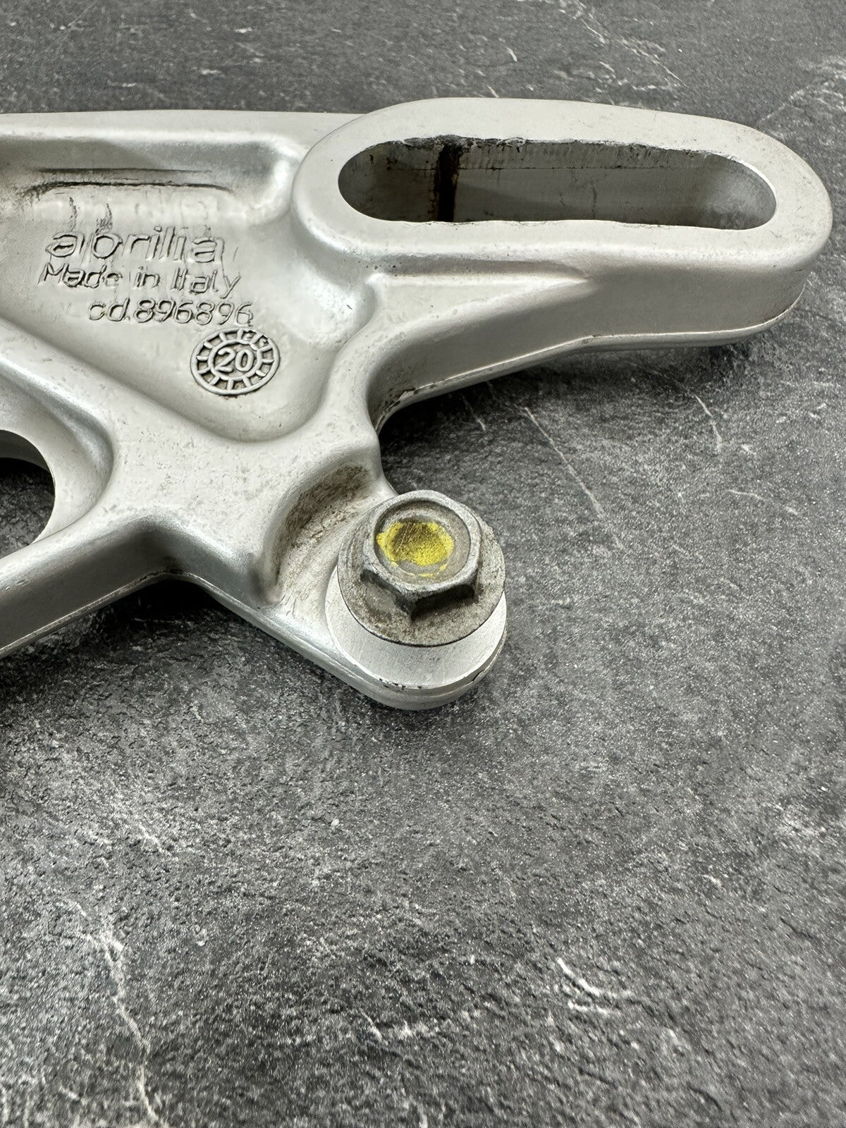 Aprilia Tuono V4 1100 Factory 2020 Rear Brake Caliper Hanger Mount 6889m 2019