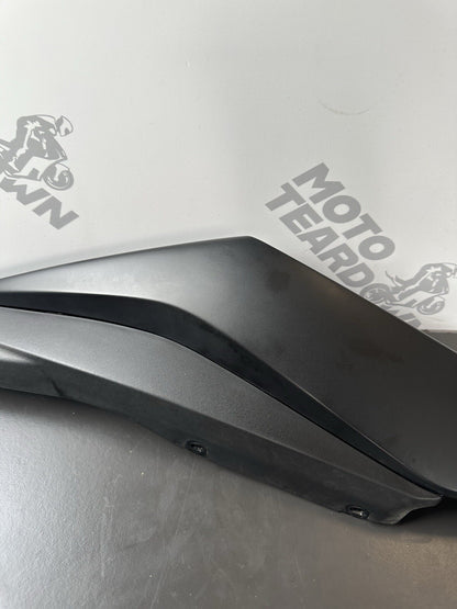 Yamaha MT03 MT-03 Right Rear fairing panel rear Right wing trim 1WD-F1721-00 OEM
