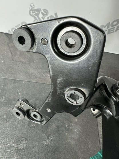 Triumph Street Triple 675 R 2015 Clock Stay Top Bracket 16470m 2013-2016 OEM