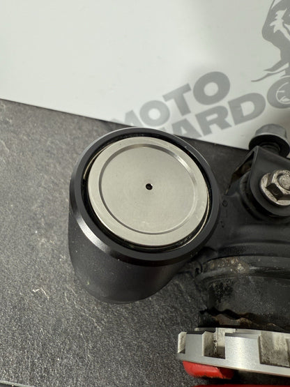 b0d95fa0-9359-4d63-8ee3-f89808937369