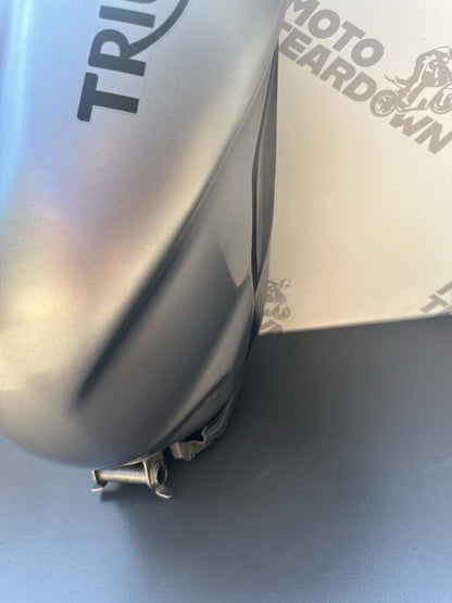 Triumph Street Triple 675R Fuel Tank Petrol Tank 2015 OEM *UK ONLY* 675R Tank