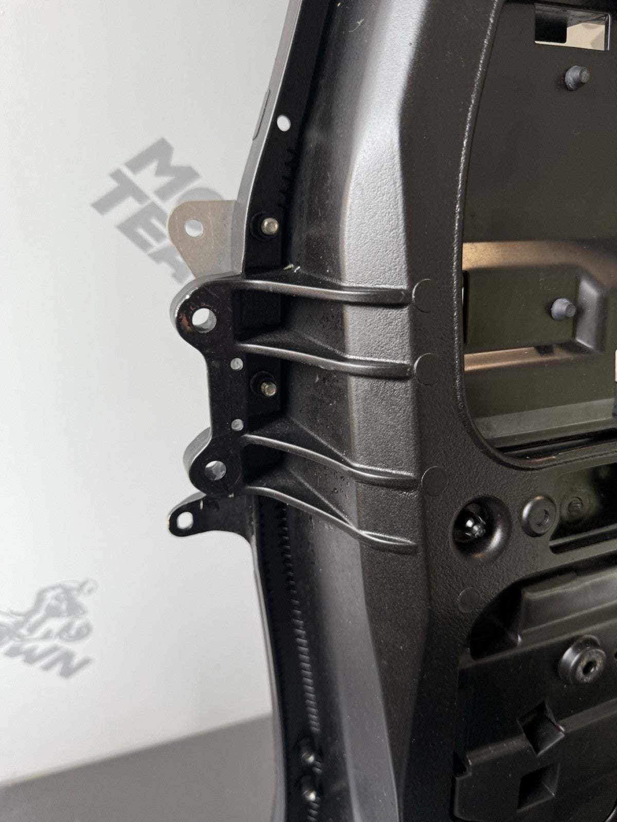 21463199-89f9-4e5a-8b3c-94b7a378f51b