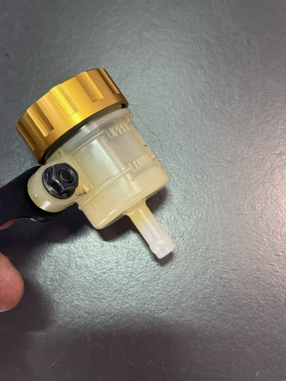 0d5e0b79-e009-42e8-8ede-395018a2eeae