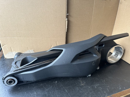 Triumph Speed Triple 1200 RS 2021 swing arm swinging arm 1200RS RR Swing Arm OE
