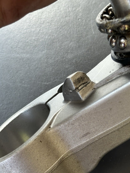 TRIUMPH STREET TRIPLE 675R Lower Yoke Bottom Clamp Lower Fork Clamp - T2044131