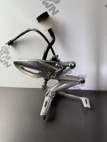 Triumph Street Triple 675RFront Right Side Footrest  Right Foot Assembly 2007-11