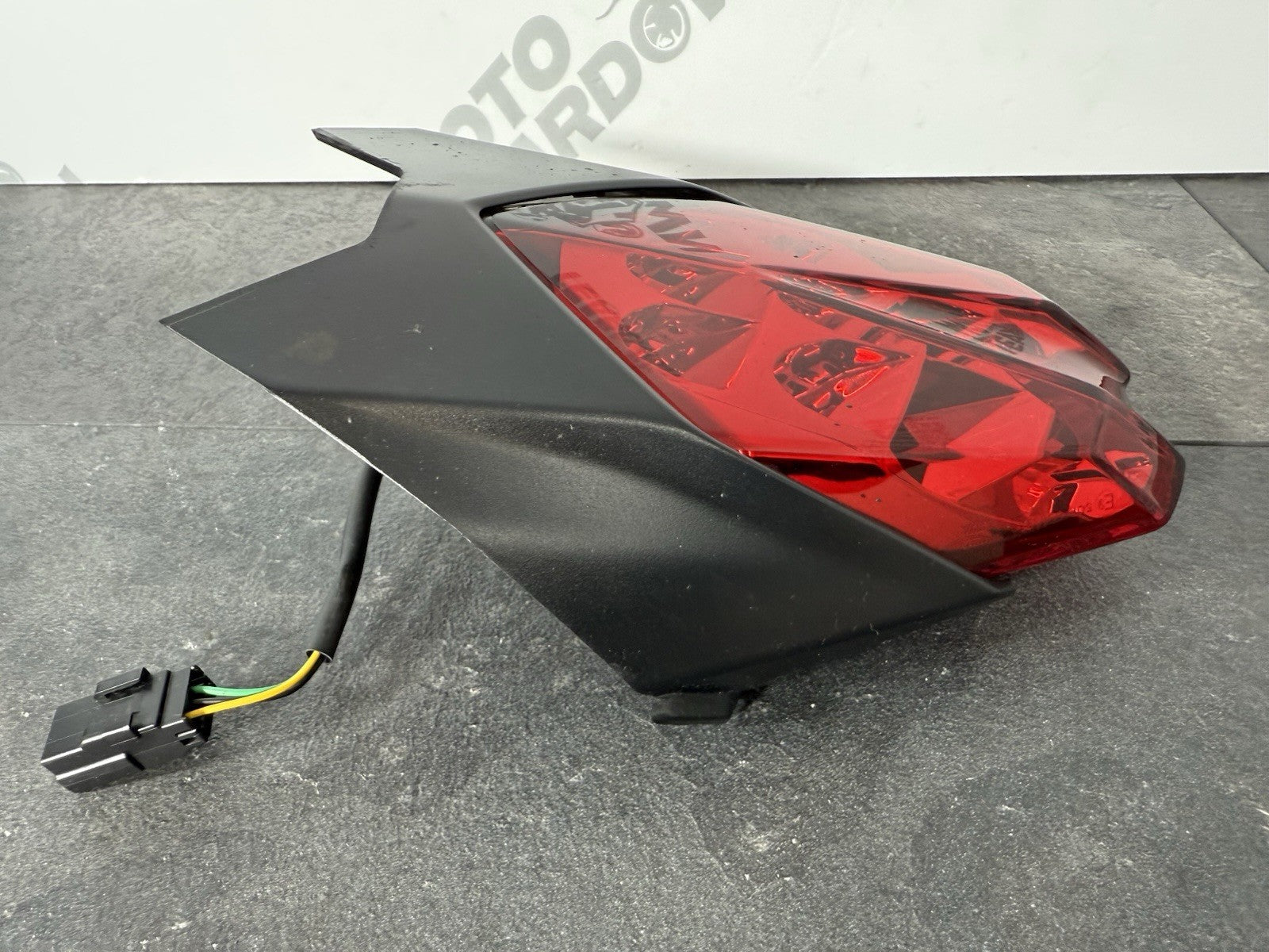 ea640b73-01e9-480c-a110-3e79b51441f1