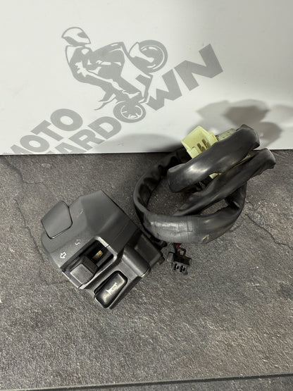 Yamaha YZF R125 R 125 2014 Left Switchgear Switches 26983 Miles 2008-2018 OEM