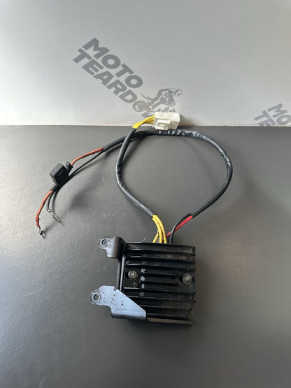 TRIUMPH STREET TRIPLE 675R Regulator Recitfier 675R Regulator Rectifier 62,378