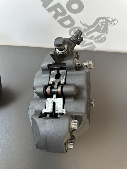 Kawasaki Z900 ZR900 2022 front brake calipers pair Kawasaki Z900 Front Calipers