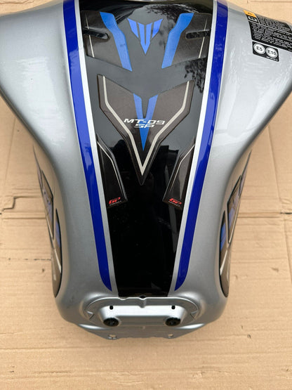 YAMAHA MT-09 SP MT09SP Fuel Tank Petrol Tank B7NY24100004 *DENTED* OEM 2021 -