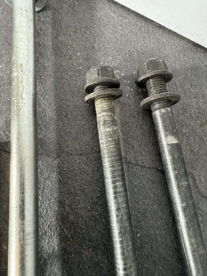 Yamaha YZF R125 R 125 2014 Frame Bolts Engine Bolts 26983 Miles 2008-2018 OEM