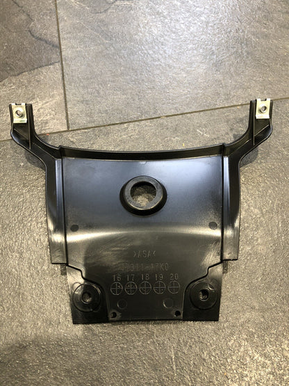 Suzuki GSXR 1000 2020 Pillion Seat Lock Fairing Panel 2017-2020 OEM L7 L8 L9 M0