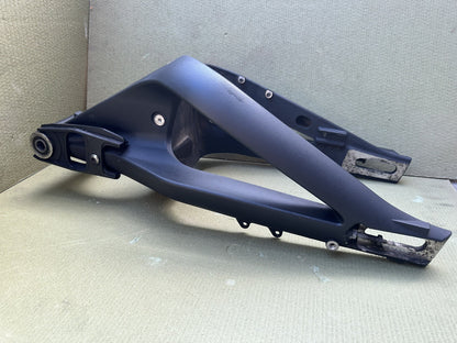 TRIUMPH Datona 675 R Swing Arm Swinging Arm READ DESCRIPTION OEM 2011 675 Swing
