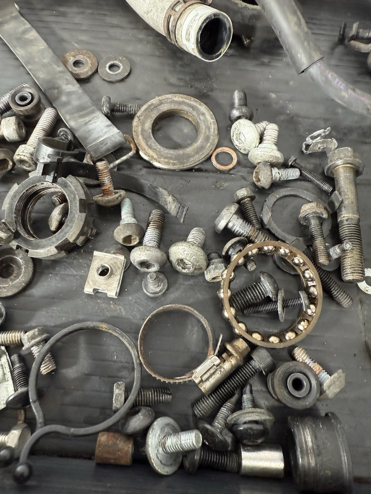 Yamaha YZF R125 R 125 2014 Nuts Bolts Fixings Job Lot 26983 Miles 2008-2018 OEM