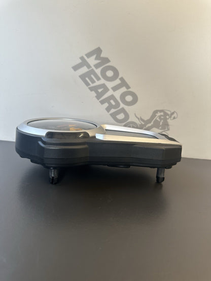 TRIUMPH STREET TRIPLE 675 Speedo Dash Instrument Cluster Clock 2007-2011 2503129