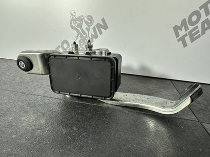 Suzuki GSXR 1300 2016 HAYABUSA ABS Brake Pump Actuator 18408 Miles OEM