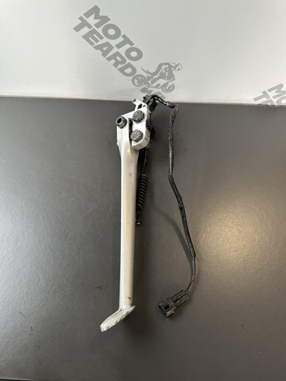 TRIUMPH STREET TRIPLE 675R Kick Stand Side Stand 2011 OEM 675R Side Stand Kick