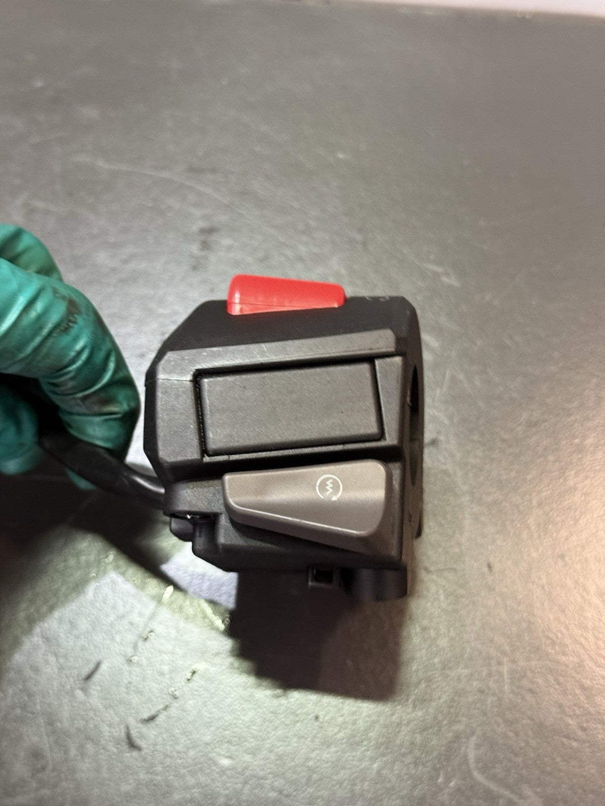 ef9edc35-ca9e-4a8a-acb1-f7ab911b582a