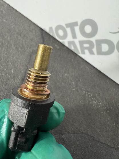 Triumph Street Triple 765 R 2017 Temperature Sensor  18498m 2018-2021 OEM
