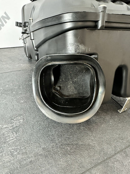 Aprilia Tuono V4 1100 2021 Airbox Air Filter Housing 6606 Miles 2022-2024 OEM