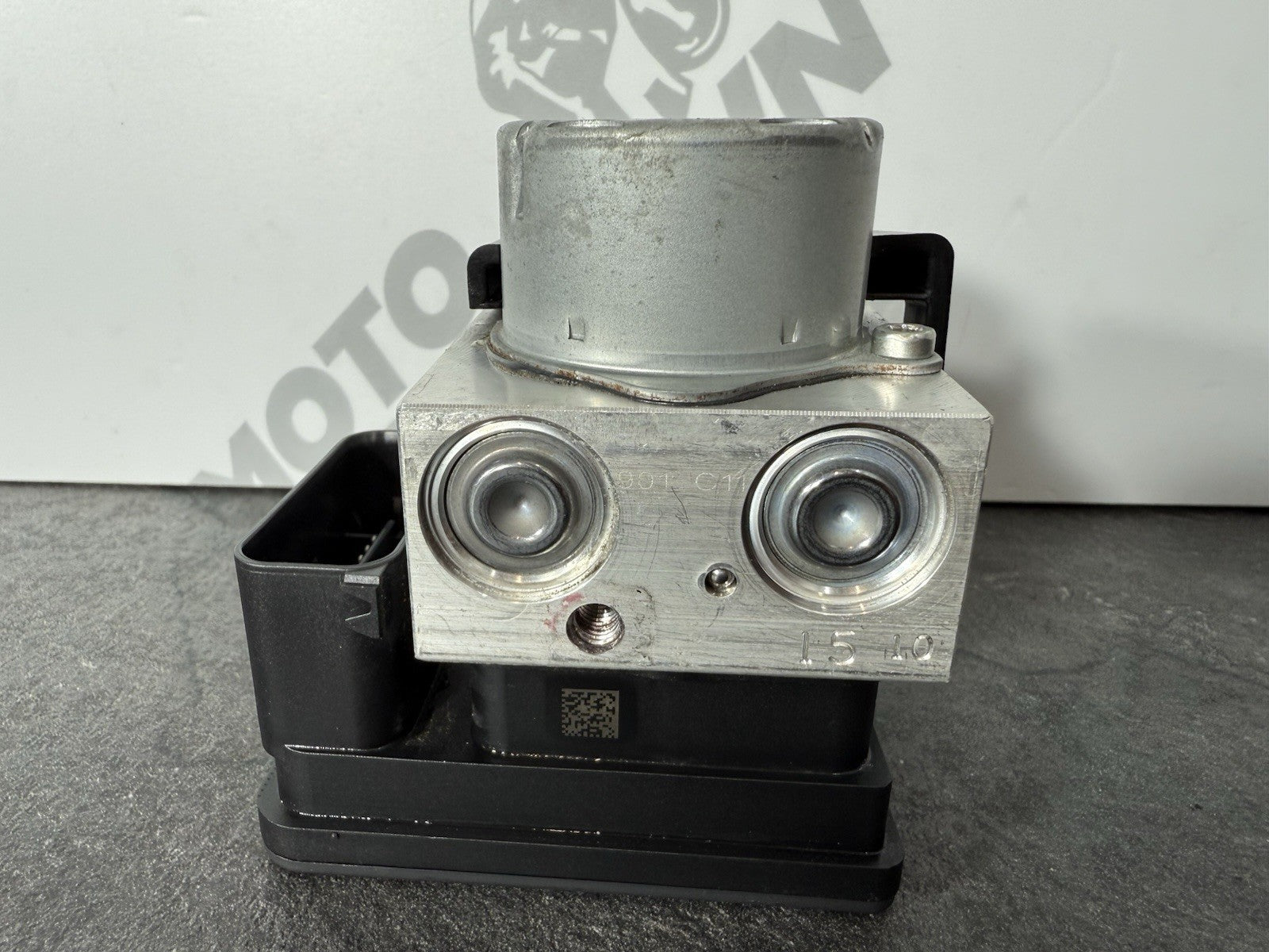 80074fb8-0f85-4627-aebb-4844381a4a5d