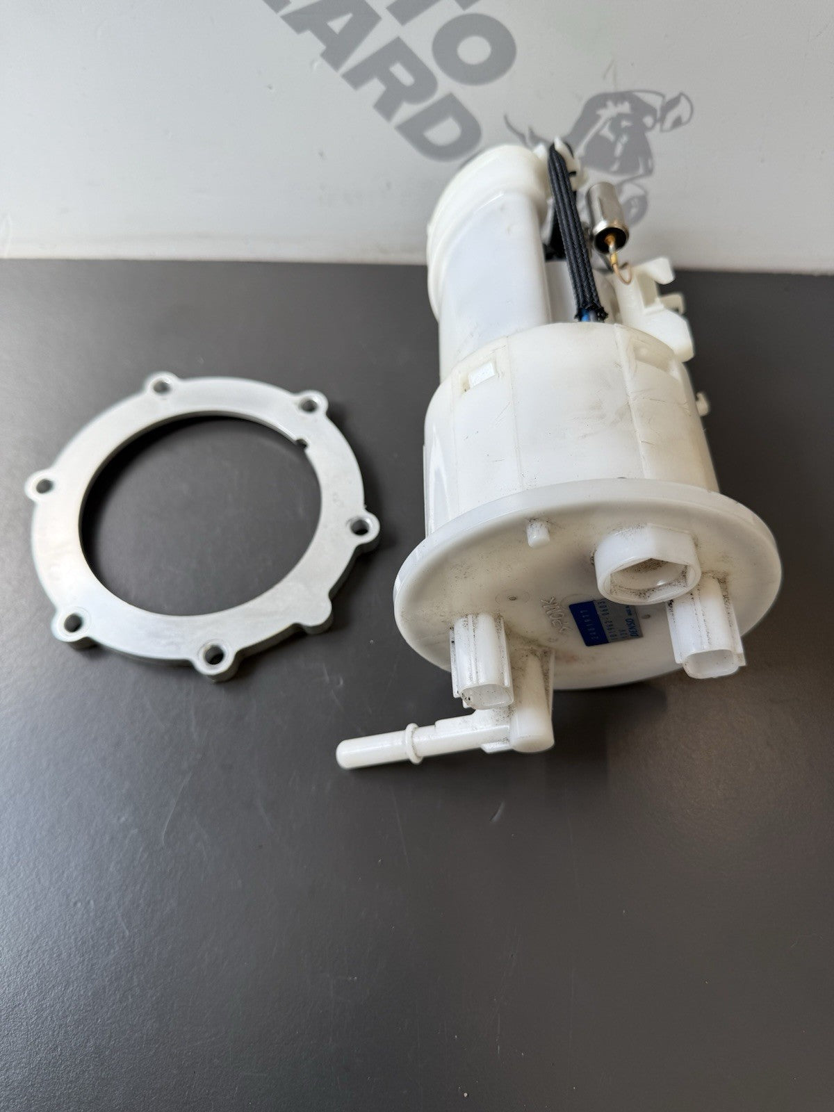 TRIUMPH STREET TRIPLE 675R Fuel Pump Petrol Pump T2401977 17,009 Miles 2008-2011