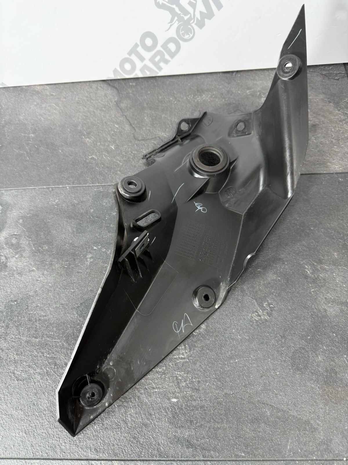 7c9301ee-5cb8-42f0-bf93-a58651861571