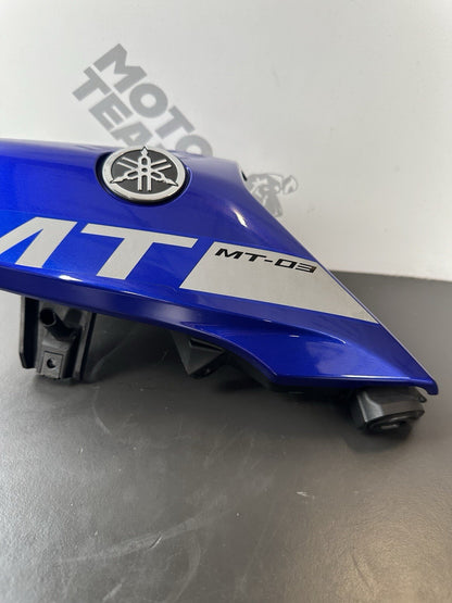 YAMAHA MT03 Right AIR DUCT FAIRING PLASTIC RIGHT MT 03 Right Air Duct Fairing