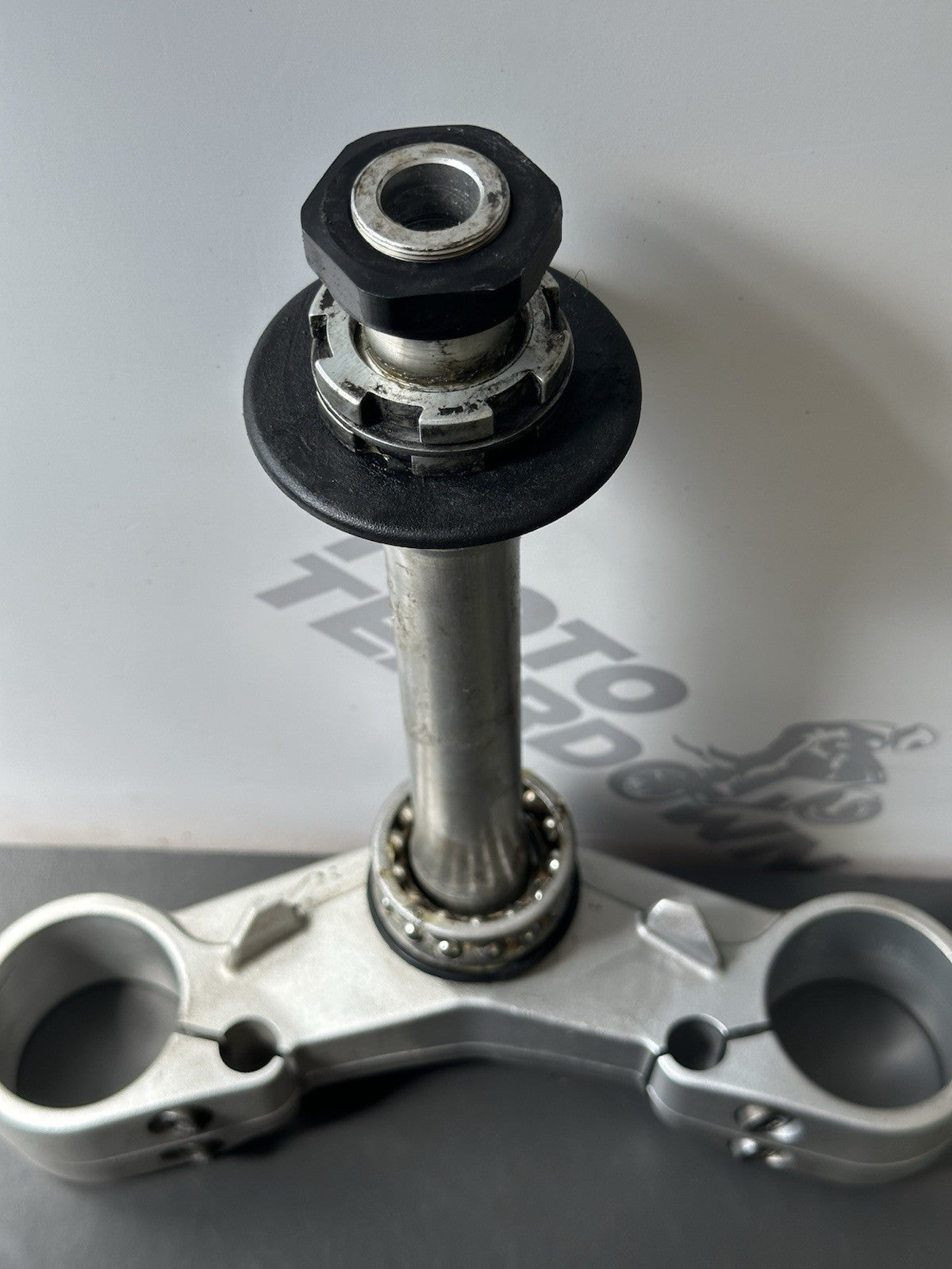 TRIUMPH STREET TRIPLE 675R Lower Yoke Bottom Clamp Lower Fork Clamp - T2044131